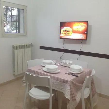 Little House Daire Roma